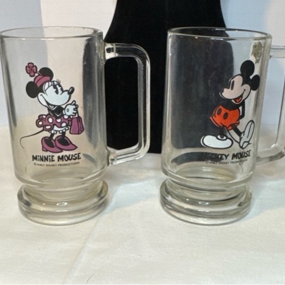 Disney Other - Disney Mugs MICKEY And MINNIE MOUSE GLASS ROOT BEER MUG Set Of 2  5.5”
